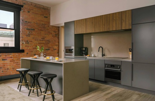 Old Montreal Apartment | Sonder by Marriott Bonvoy Apollon Apartments Old Montreal
