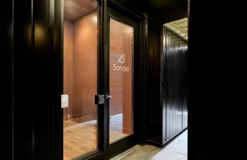 St. Lawrence Hotel | Sonder by Marriott Bonvoy The Nealon