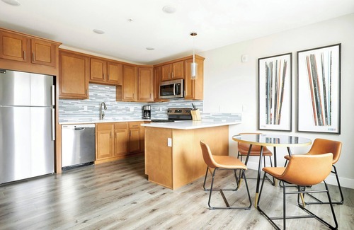 Highland Apartment | Sonder by Marriott Bonvoy Osage Apartments LoHi