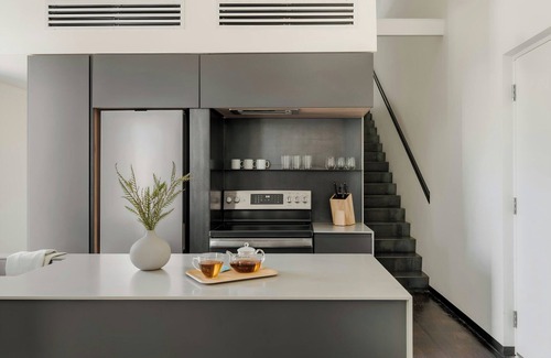 Evans Churchill Apartment | Sonder by Marriott Bonvoy Ida Apartments Downtown