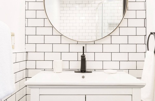 Hayes Valley Apartment | Sonder Hayes Valley | Double Queen Room