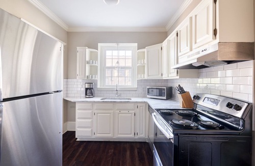 West End Apartment | Sonder The Elliston
