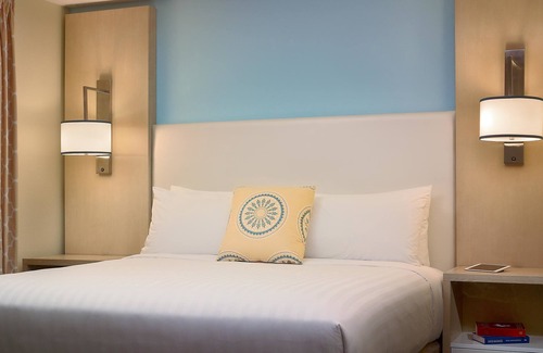 Sandy Springs Hotel | Sonesta ES Suites Atlanta Perimeter Center North