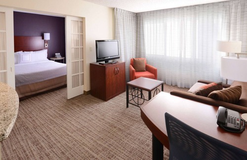 North Dallas Hotel | Sonesta ES Suites Dallas Central Expressway