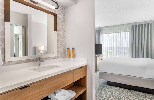 Downtown San Antonio Hotel | Sonesta ES Suites San Antonio Downtown Alamo Plaza