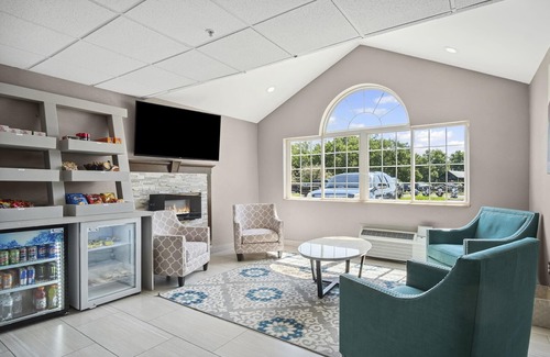 Blue Springs Hotel | Sonesta Essential Hotels Blue Springs