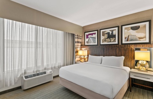 Downtown Baltimore Hotel | Sonesta Hotel Baltimore Inner Harbor