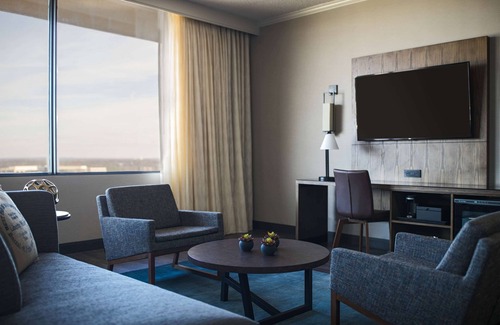 Nashville Hotel | Sonesta Nashville Airport