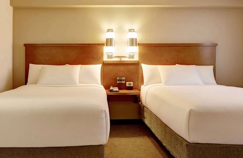 Gwinnett Place Hotel | Sonesta Select Atlanta Duluth