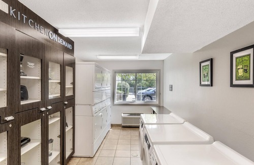 Burlington Hotel | Sonesta Simply Suites Boston Burlington