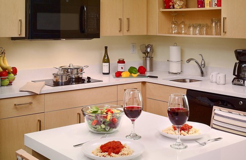 Dublin Hotel | Sonesta Simply Suites Dublin Columbus