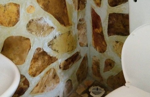Kasese House | Songbird safari lodge
