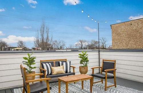 Chestnut Hill House | Songbird Suite B