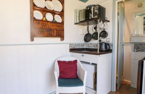 St Michaels Cottage | SONGBIRDS, pet friendly, with a garden in St Michaels, Kent