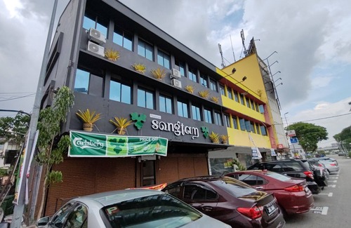 Taman Jubilee House | SongTam Hotel