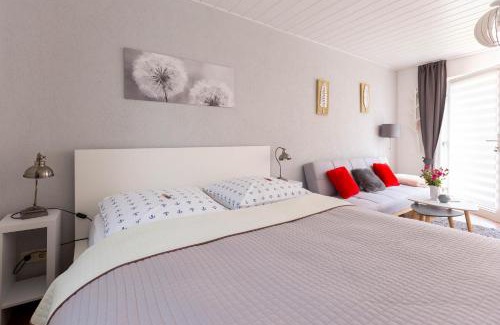 Ostseebad Prerow Apartment | Sonnenblumenhaus 01
