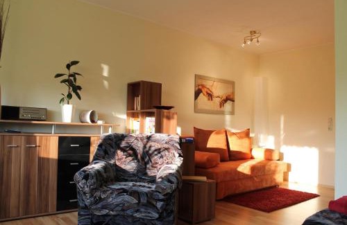 Heiligenhagen Apartment | Sonnige Ferienwohnung am Wald Büdnerreihe, cleaning included