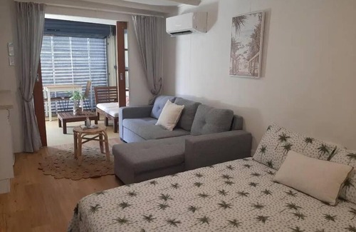 Marcoola House | SONNYS PLACE! 1 Bedroom private studio Marcoola Sunshine Coast