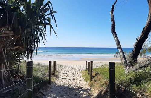 Marcoola House | SONNYS PLACE! 1 Bedroom private studio Marcoola Sunshine Coast