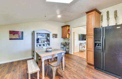 Sonora House | Sonora Hilltop Home: Scenic Views, Pet Friendly!