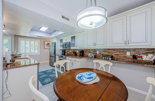 Belleair Beach Condo | Sonrisa 1 - | Beachfront Condo in Belleair Beach