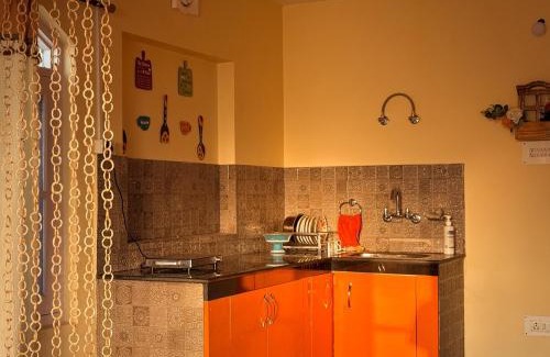 Srinagar Apartment | Sonzal Heritage -Serene Stay with Kashmiri Vibes