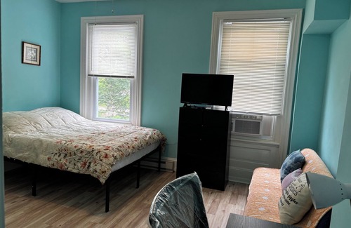 Kensington Apartment | Soothing apartment with AC in delightful Philadelphia