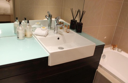 Pontcanna Apartment | Sophia Gardens Apartment