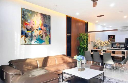 Son Tra Villa | Sophia Villa 4BR - Private Pool - AC in living room