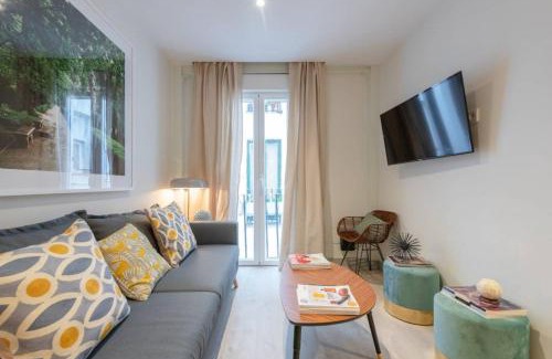 Barrio de La Latina Apartment | Sophisticated brand new flat