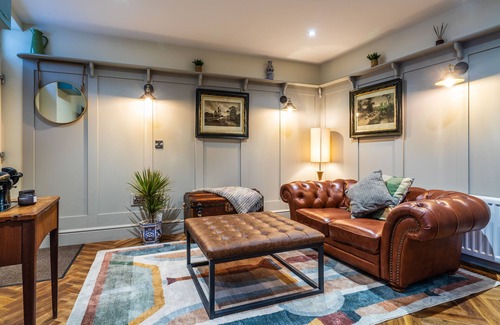 Londonderry House | Sorley Boys Snug - Near Museum of Free Derry and Bloody Sunday Memorial