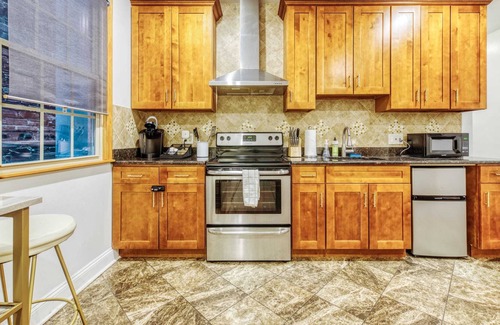 Midtown Village Apartment | Sosuite | 2BR Apt w Shared W/D, En-Suite Baths