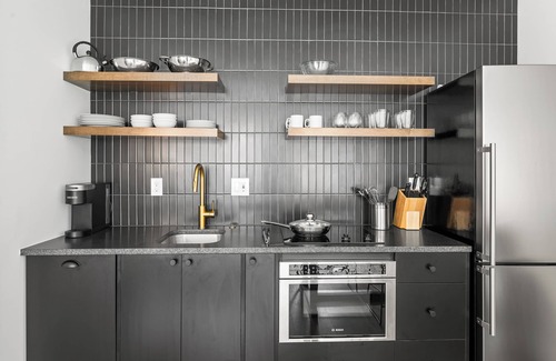Old City Apartment | Sosuite at The Loxley - Old City