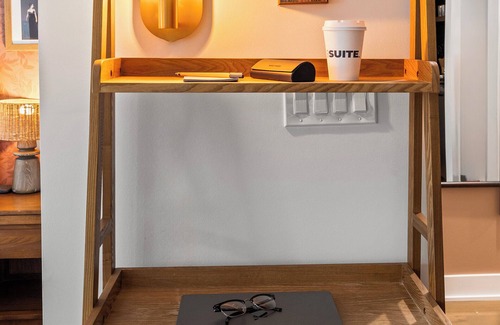 Old City Apartment | Sosuite at The Loxley - Old City
