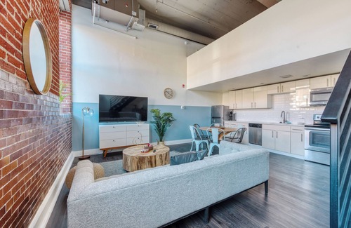 West Philadelphia Apartment | Sosuite at West Lofts - West Philadelphia