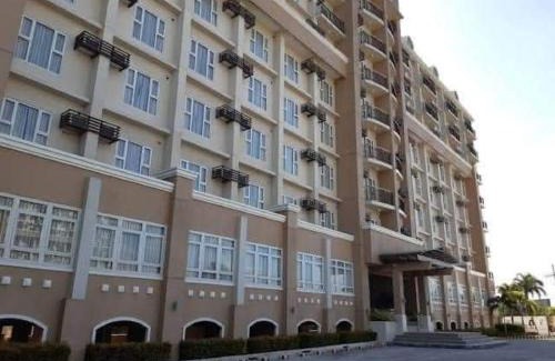 Pasong Tamo Apartment | Sotogrande Neopolitan Hotel