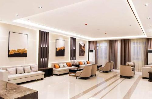 Tandang Sora Apartment | Sotogrande Neopolitan Hotel