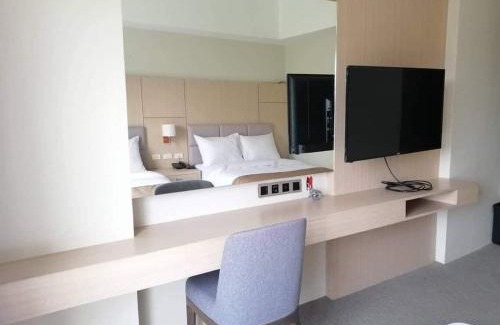 Tandang Sora Apartment | Sotogrande Neopolitan Hotel