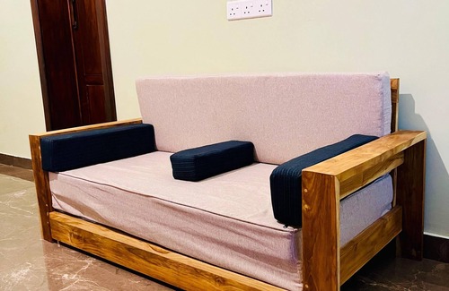 Pottuvil Division 2 Hotel | Sound Sleep Resort