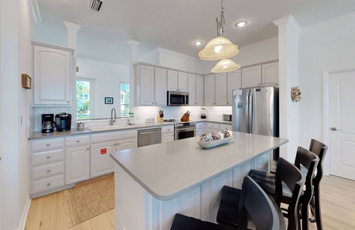 Plantation House | Sounds of Summer: Gorgeous Beachfront 5 Bedroom Home- Sleeps 16, Pet Friendly!