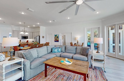 Plantation House | Sounds of Summer: Gorgeous Beachfront 5 Bedroom Home- Sleeps 16, Pet Friendly!