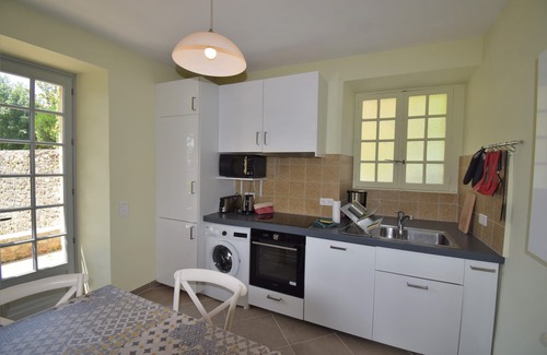 Domme House | Sous le Tilleul - Unique holiday property set IN the famous bastide of Domme