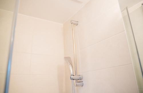 Le Parc Saint-Maur Apartment | Sous les Etoiles - RER A Champigny-St-Maur- Parc St-Maur
