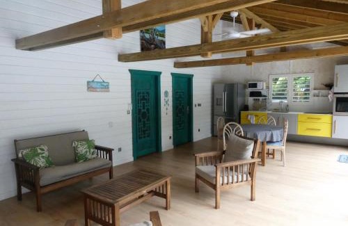 Pointe-Noire Villa | Sous les manguiers