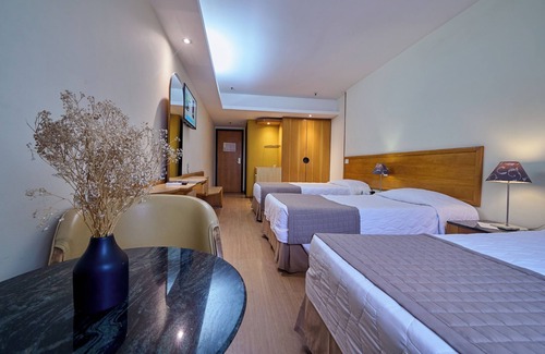 Copacabana Hotel | South American Copacabana Hotel