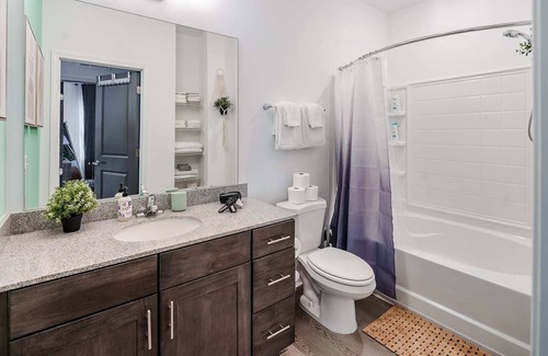 Avery Creek Apartment | South Asheville Getaway | Private Balcony Apt 2