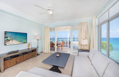 Seven Mile Beach Condo | South Bay Beach Club - Three Bedroom Beachfront Condos