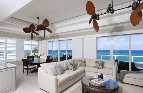 Seven Mile Beach Condo | South Bay Beach Club - Beachfront Penthouses