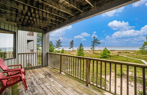 Glen Arbor Apartment | South Beach 33