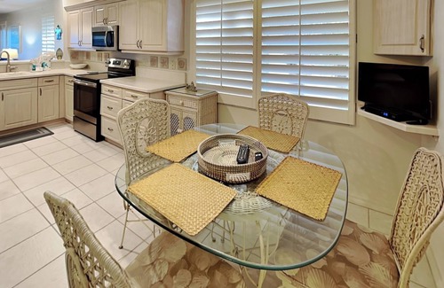 Flagler Beach Apartment | South Beach Club 205